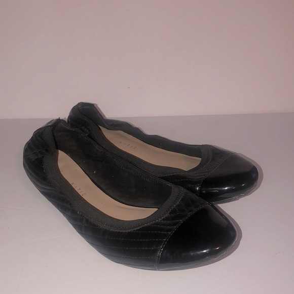 Kelly & Katie Black Faux Leather Patent Cap Toe Ballet Flats - Picture 1 of 6